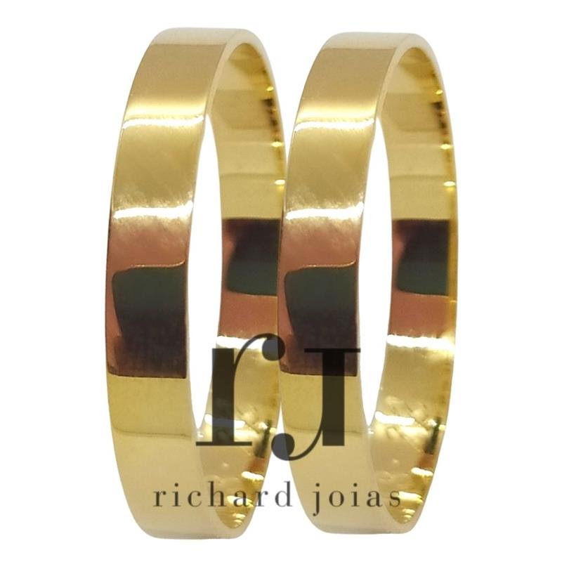 ALIANÇA DE OURO 18KL PESO 1,6 GRAMAS E LARGURA DE 3,0MM SEMI-ANATÔMICA QUADRADA