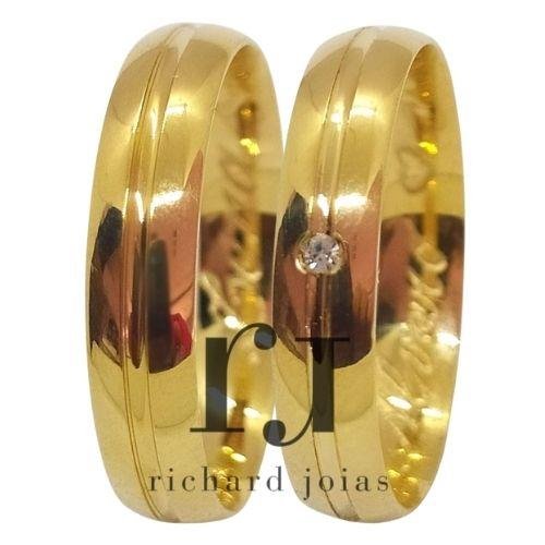 ALIANÇA DE OURO 18KL PESO 2,8 GRAMAS E LARGURA DE 4,0MM ANATÔMICA ABAULADA C/01 FRISO CENTRAL