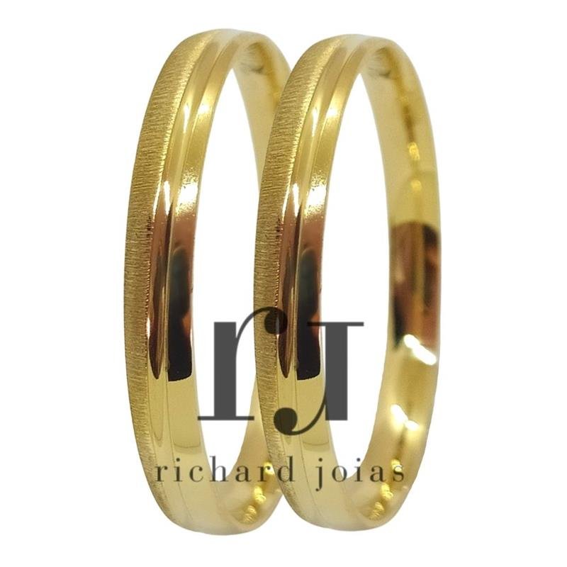 ALIANÇA DE OURO 18KL PESO 2,0 GRAMAS E LARGURA DE 3,0MM ANATÔMICA ABAULADA C/01 FRISO TRANSVERSAL