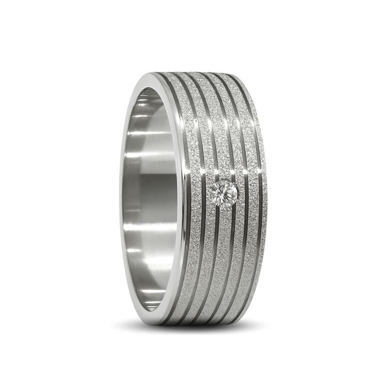 ALIANÇA DE PRATA 6,5MM RETA DIAMANTADA C/01 PEDRA E 06 FRISOS 0,50