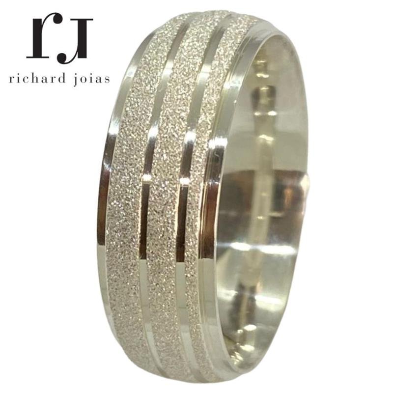ALIANÇA DE PRATA 7,0MM ANATÔMICA ABAULADA DIAMANTADA C/02 FRISOS TORCIDO