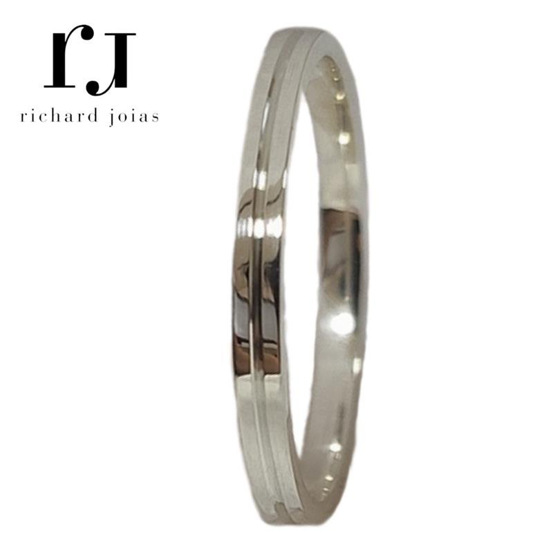 ALIANÇA DE PRATA 2,0MM ANATÔMICA QUADRADA C/01 FRISO 90º