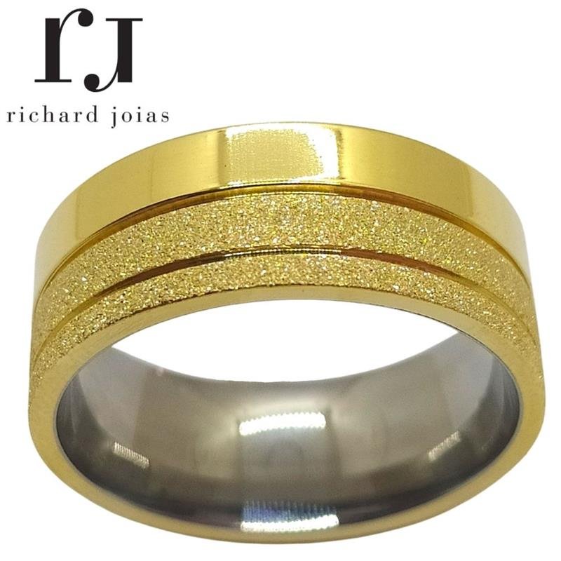 ALIANÇA DE MOEDA C/FORRO DE AÇO 8,0MM ANATÔMICA QUADRADA LATERAL DIAMANTADO C/ 02 FRISOS 0,50