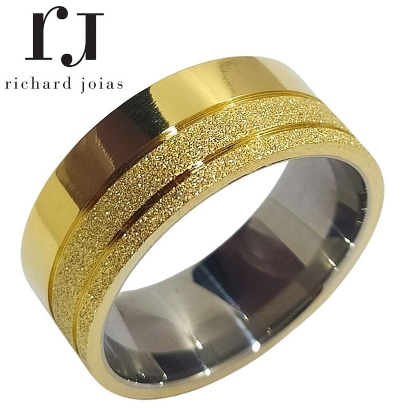 ALIANÇA DE MOEDA C/FORRO DE AÇO 8,0MM ANATÔMICA QUADRADA LATERAL DIAMANTADO C/ 02 FRISOS 0,50