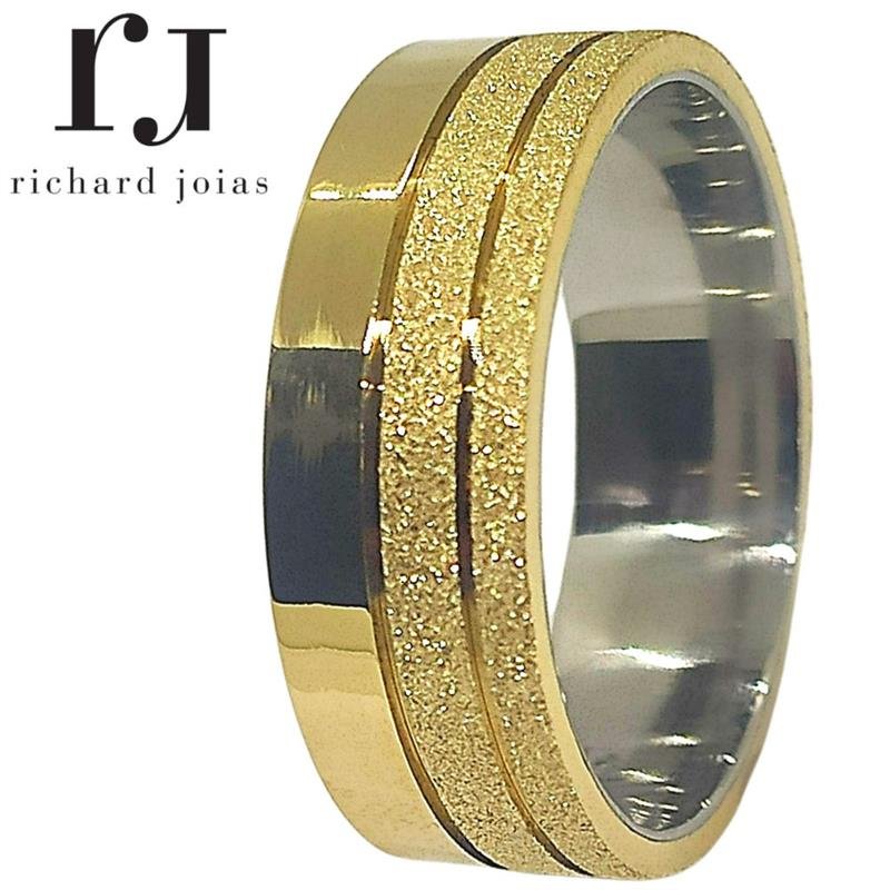 ALIANÇA DE MOEDA C/FORRO DE AÇO 8,0MM QUADRADA DIAMANTADA C/02 FRISO 0,50