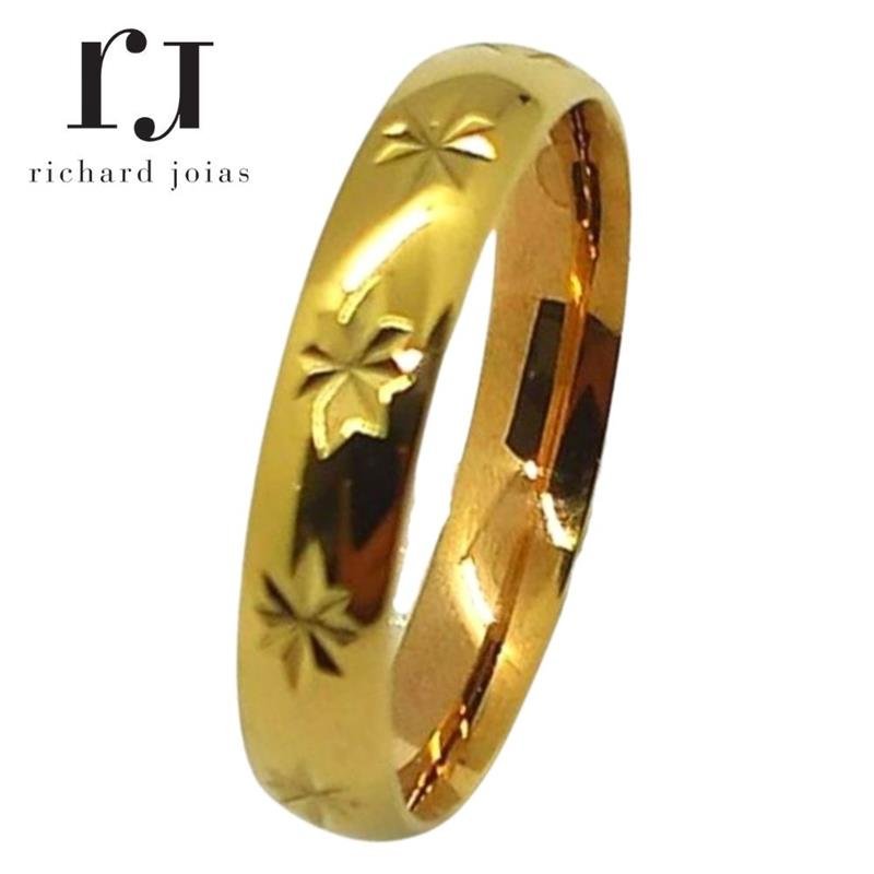 ALIANÇA DE MOEDA 4,3MM ANATÔMICA ABAULADA TRABALHADA