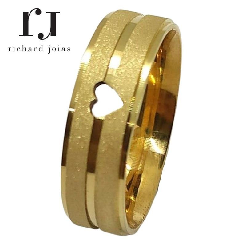 ALIANÇA DE MOEDA 7,0MM DIAMANTADA C/ FRISO E CORAÇÃO VAZADO