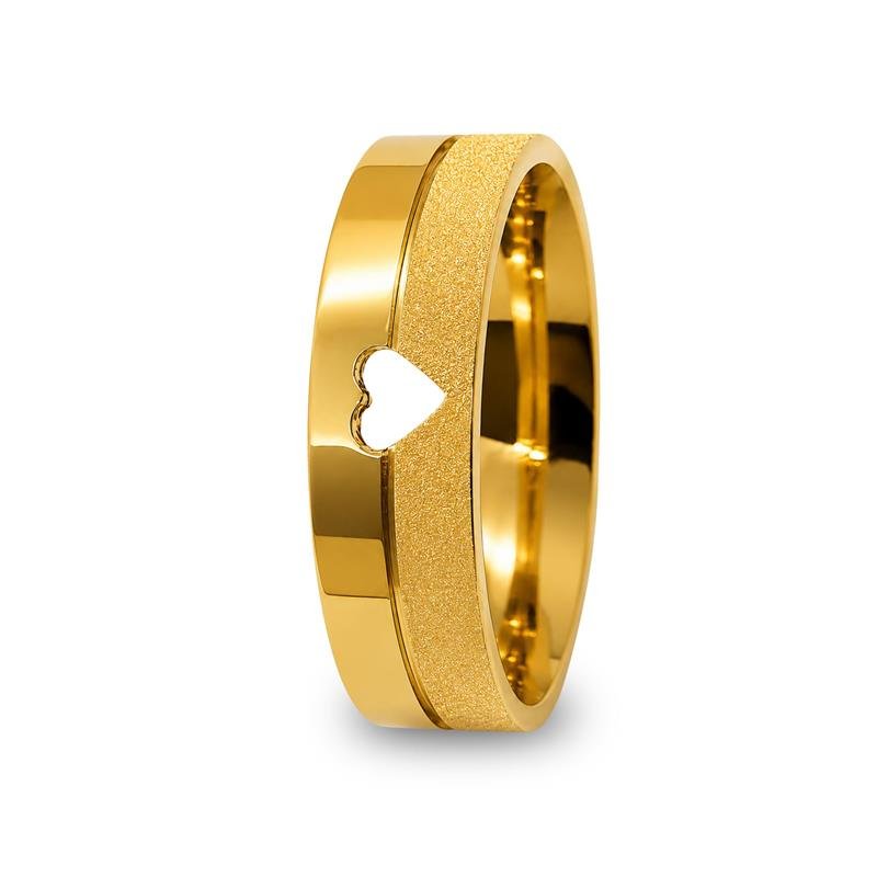 ALIANÇA DE MOEDA 6,0MM QUADRADA DIAMANTADA C/CORAÇÃO VAZADO E 01 FRISO