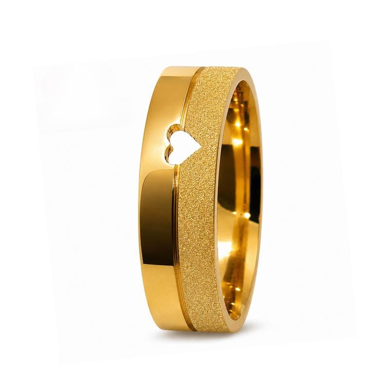 ALIANÇA DE MOEDA 7,0MM QUADRADA DIAMANTADA C/CORAÇÃO VAZADO E 01 FRISO