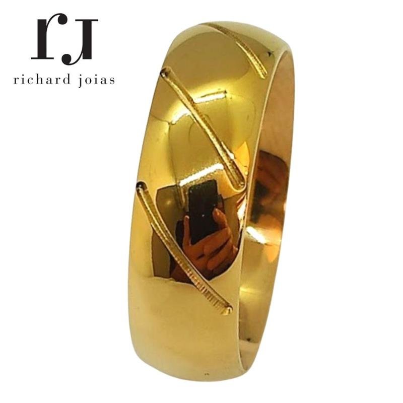 ALIANÇA DE MOEDA 8,0MM ABAULADA PERSONALIZADA C/03 FRISOS DIAGONAL