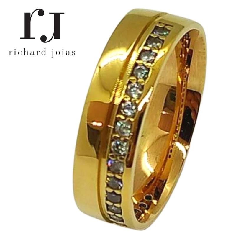 ALIANÇA DE MOEDA 6,0MM QUADRADA C/20 PEDRAS E 01 FRISO 0,50