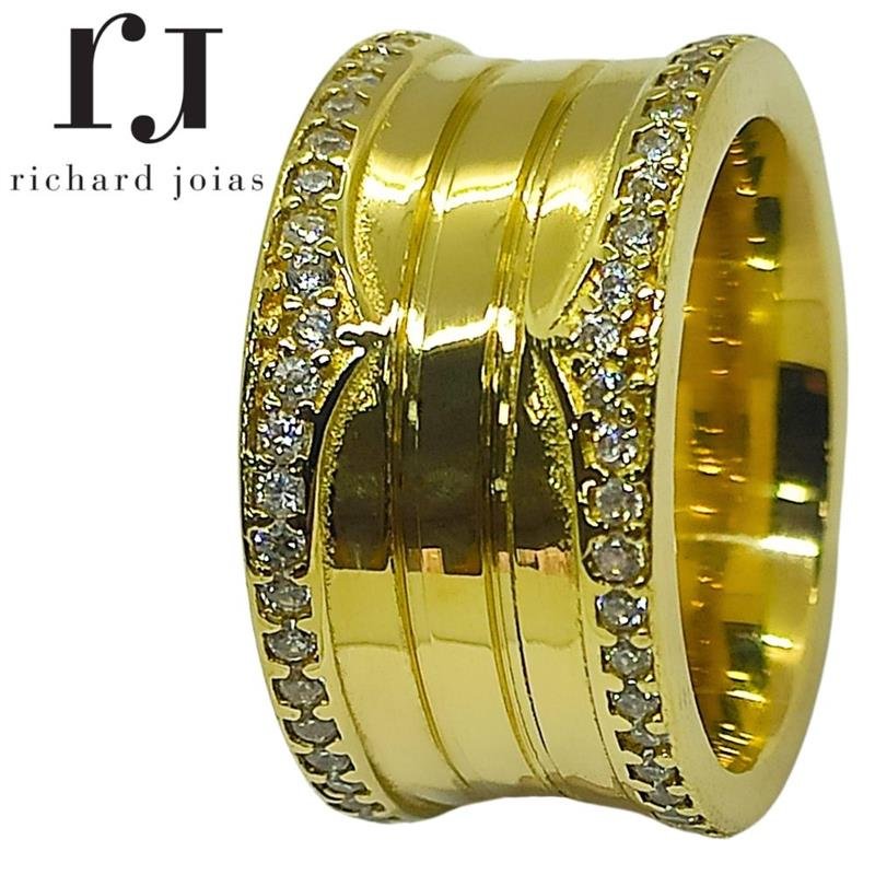 ALIANÇA DE MOEDA REPLICA DA BVL 11MM ANATÔMICA QUADRADA C/ 2 FRISOS E 96 PEDRAS