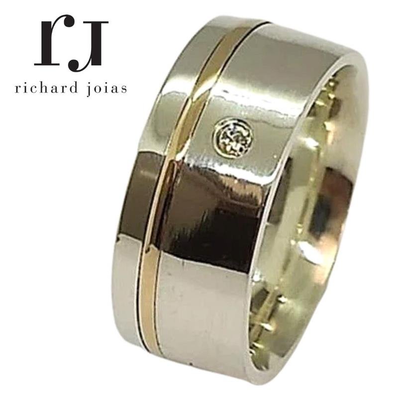 ALIANÇA DE PRATA C/FILETE DE OURO 10KL 8MM *ANATÔMICA QUADRADA C/01 PEDRA