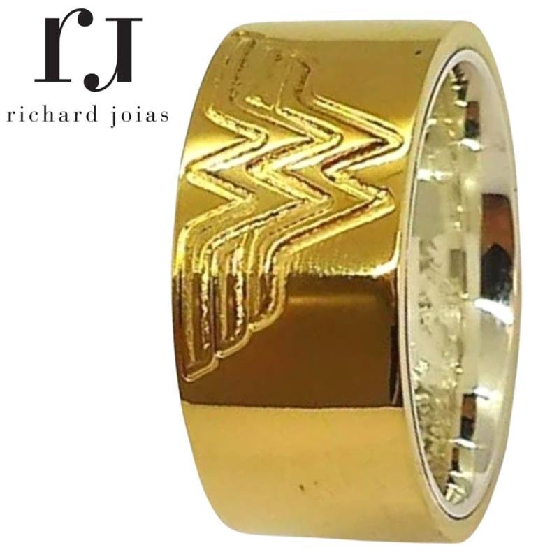 ALIANÇA DE MOEDA C/FORRO DE PRATA 10M ANATÔMICA QUADRADA SIMBOLO DA MULHER MARAVILHA