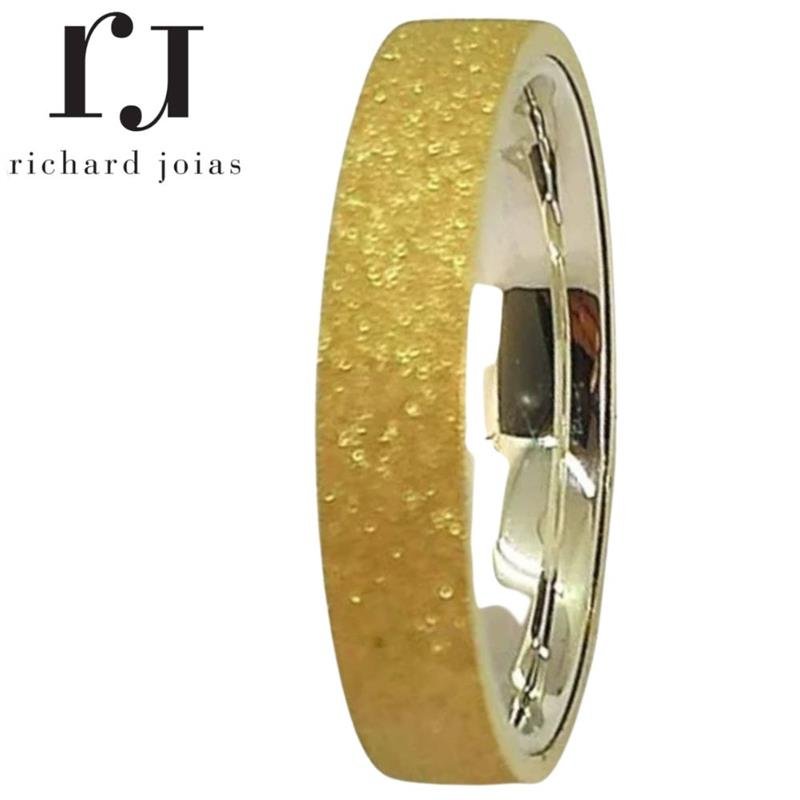 ALIANÇA DE MOEDA C/FORRO DE PRATA 4,3MM ANATÔMICA QUADRADA DIAMANTADA