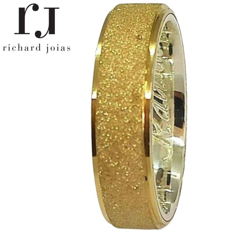 ALIANÇA DE MOEDA C/FORRO DE PRATA 6,0MM ANATÔMICA QUADRADA DIAMANTADA E LARERAL REBAIXADA