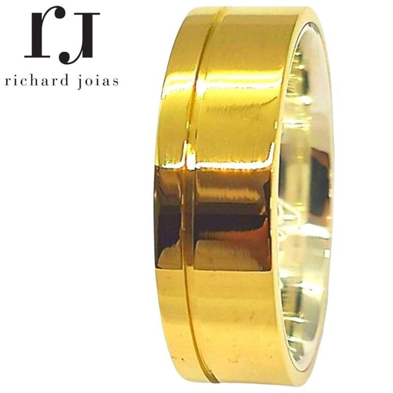 ALIANÇA DE MOEDA C/FORRO DE PRATA 7,0MM ANATÔMICA QUADRADA E 01 FRISO 0,50 LATERAL