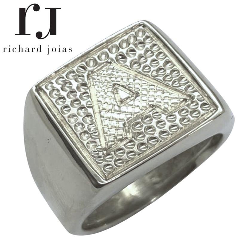 ANEL DE PRATA QUADRADO C/ LETRA PERSONALIZADA (FAZ DO A-Z)