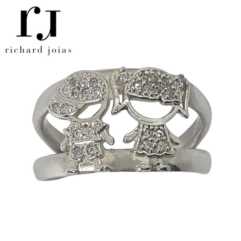 ANEL DE PRATA CASAL C/ 26 PEDRAS DE 1,0MM