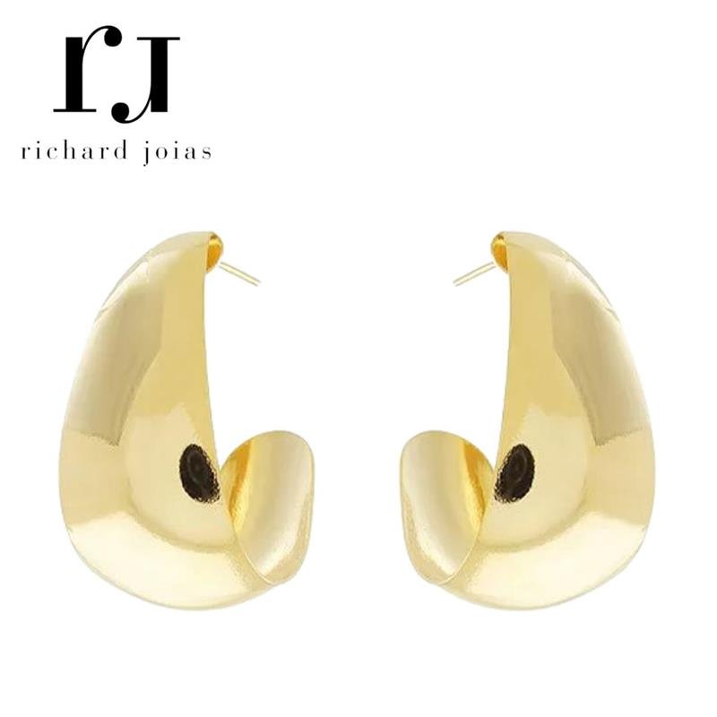 BRINCO FOLHEADO A OURO MEIA ARGOLA OVAL (31MM)