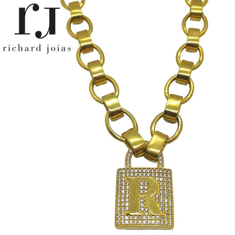 CORRENTE DE MOEDA 45CM C/ PINGENTE DE CADEADO LETRA R 2,5 X 4,0 E ELO 1,5 X 2,8 LISO
