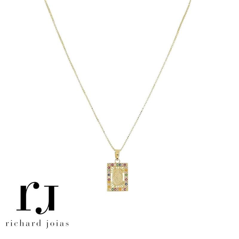 CONJUNTO FOLHEADO A OURO C/ CORRENTE VENEZIANA 45CM+5CM E PINGENTE RELIGIOSO COLORIDO